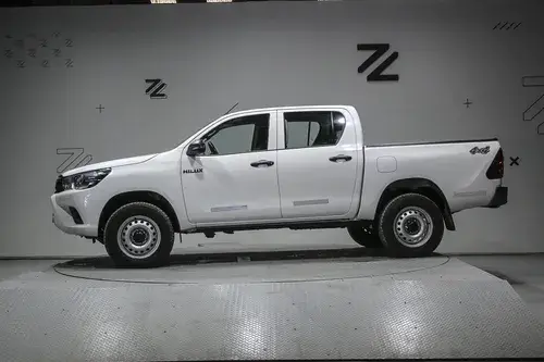 Toyota Hilux Pick-Up 2.4 Cd Dx 150cv 4x4 2024