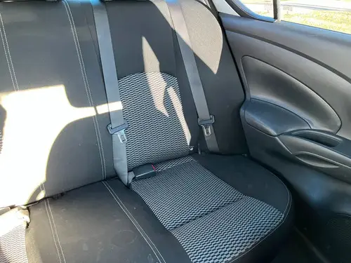 Nissan Versa V-DRIVE PLUS AT 2021