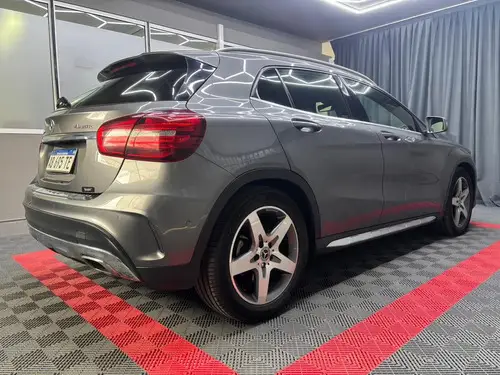 Mercedes-Benz Clase GLA 2.0 Gla250 Amg-Line 211Cv 2017