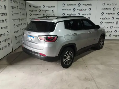 Jeep Compass 2.4 4X2 SPORT L17 2020