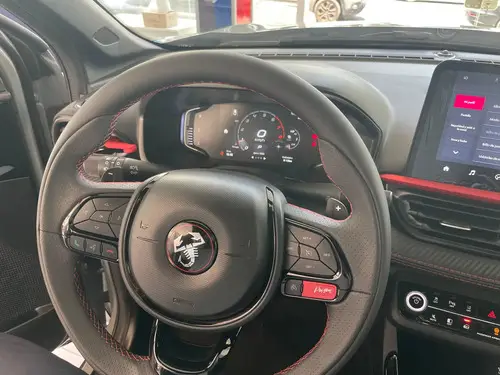 Fiat FASTBACK 1.3 Abarth T270 At6 2026