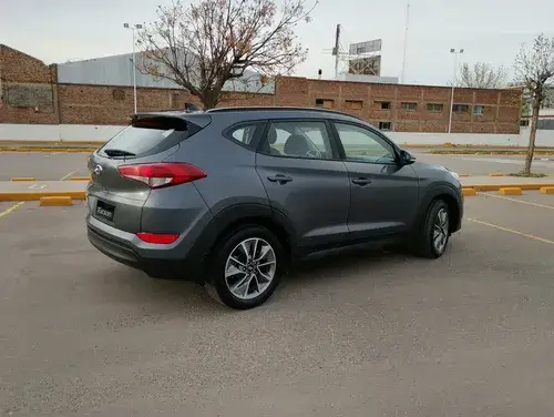 Hyundai Tucson 2.0 Style 2Wd At 2019