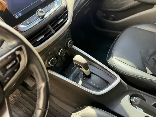Chevrolet Onix plus 1.0 Turbo Premier At 2023