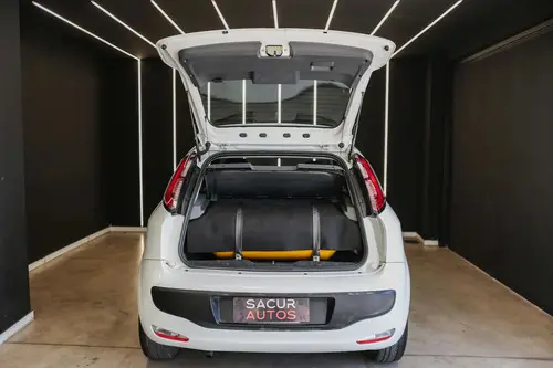 Fiat Punto 1.4 ATTRACTIVE L/16 UCONNECT 2016