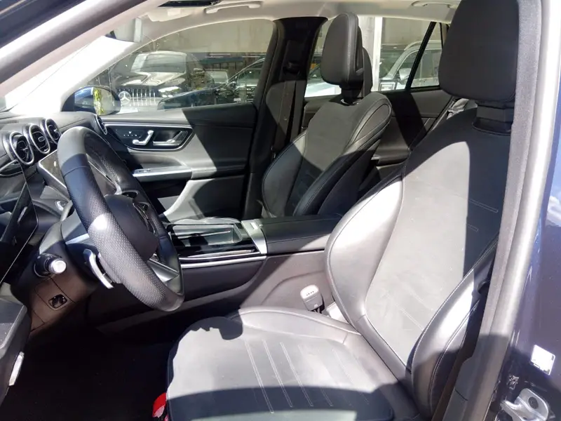Mercedes-Benz GLC300 AMG LINE 2024