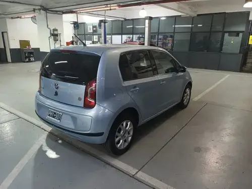 Volkswagen Up! 1.0 High Up! 75cv 5 p 2015