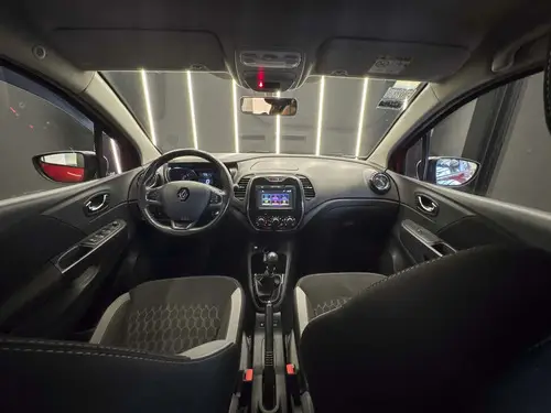 Renault Captur Zen 2.0 MT 2018