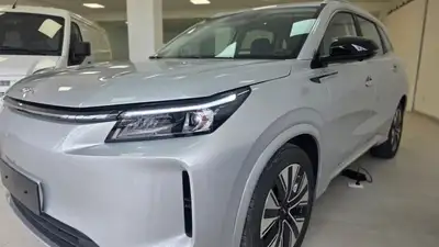 DFSK E5 PLUS 7 ASIENTOS HIBRIDO 2026