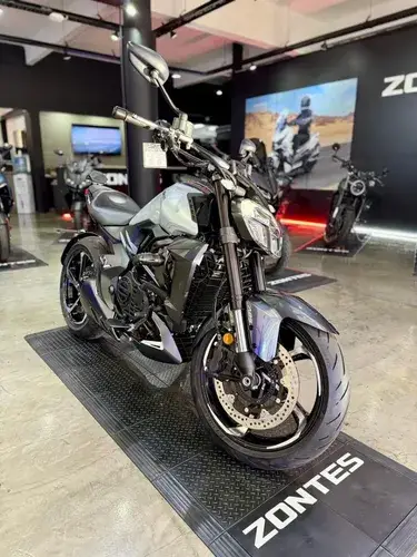 350 V Motocicleta 2025
