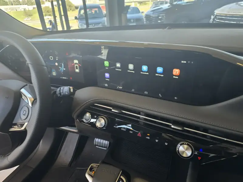 DongFeng HUGE 1.5 T HEV AT 2026