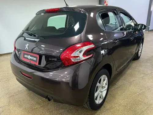 Peugeot 208 1.5 Allure 2015