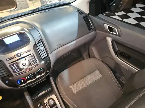 Ford Ranger 3.2 Cd 4x4 Xlt Tdci 200cv At 2015
