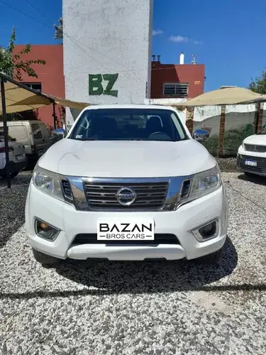 Nissan Frontier 2.3 Xe Cd 4x4 Mt 2021