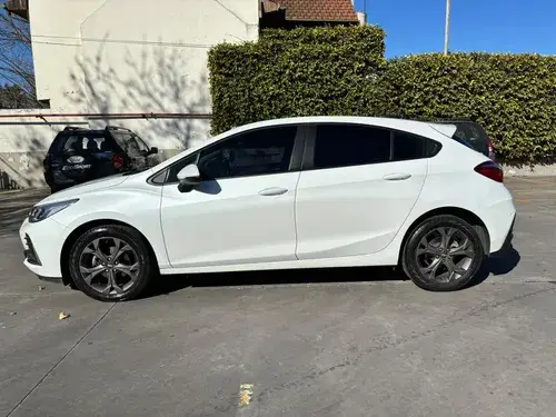 Chevrolet Cruze 5 1.4 Premier 5p 2020