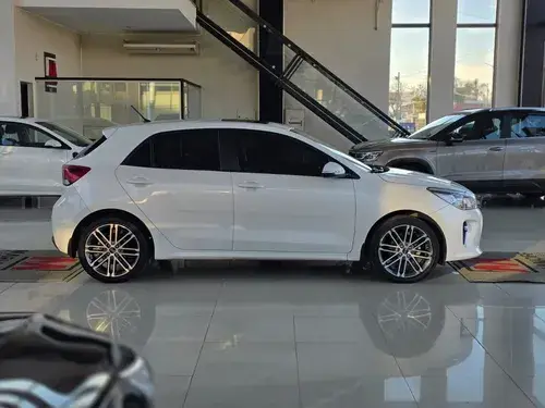 Kia Rio 1.6 SX 6AT 2021
