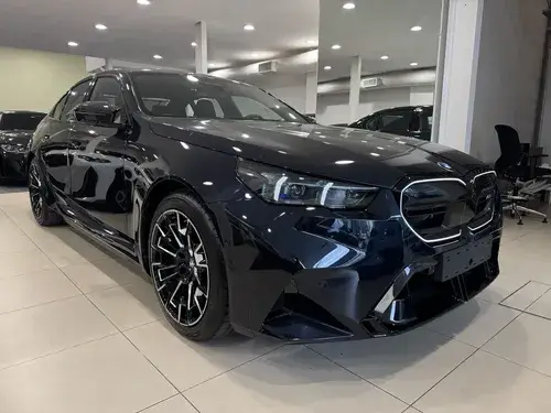 BMW Serie M 4.4 M5 Sedan 727Cv 2026