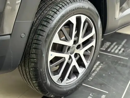 Jeep Renegade 1.3T Sahara At6 Fwd 2027
