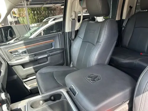 RAM 1500 5.7 Laramie Atx V8 2024