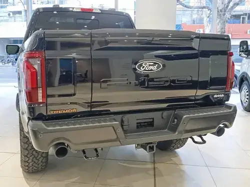 Ford F-150 5.0L V8 Tremor 4X4 At 2025