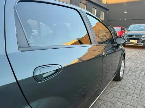 Fiat Punto 1.4 Attractive Pack Top Uconnect 2016
