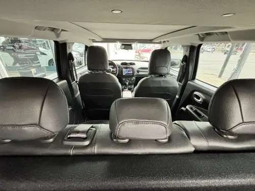 Jeep Renegade 1.3T Willys At9 4X4 2025
