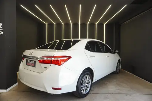 Toyota Corolla 1.8 SE-G L/14 CVT 2017