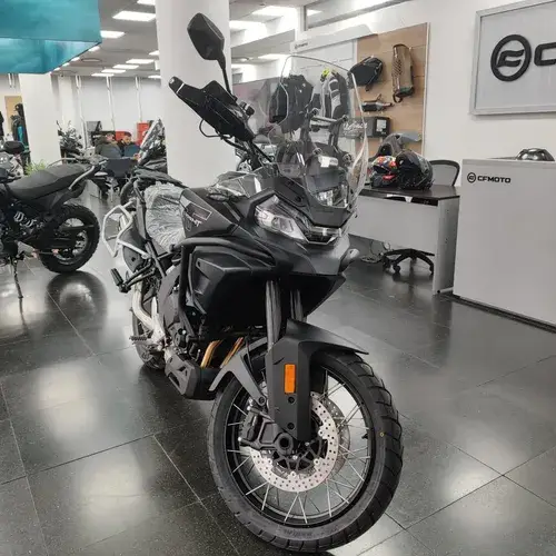 700 MT ADVENTURE Touring 2026