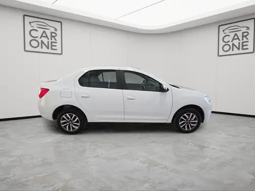 Renault Logan II 1.6 INTENS L25 2025