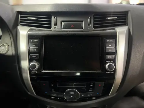 Nissan Frontier 2.3 Le Cd 4x4 At 2021