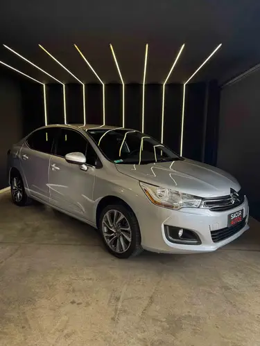 Citroën C4 Lounge 1.6 HDI TENDANCE 2015
