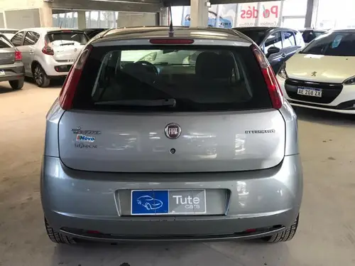 Fiat Punto 1.4 Attractive 2012