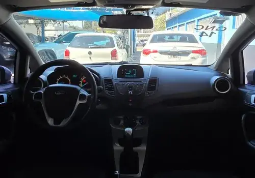 Ford Fiesta Kinetic Design 1.6 Se Plus 120cv 2014