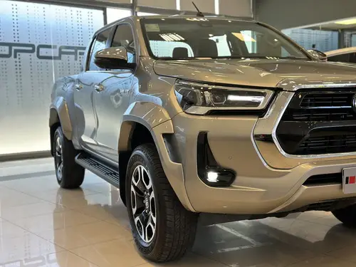 Toyota Hilux Pick-Up 2.8 Cd Srx 204Cv 4X4 At 2026