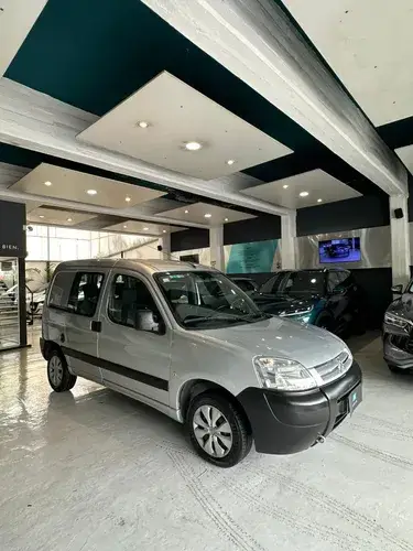 Citroën Berlingo Furgón 1.6 HDI BUSINESS MIXTO 2016
