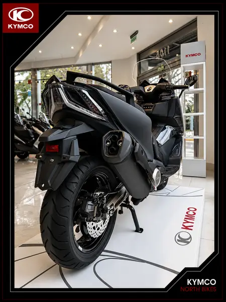 AK Premium 575 Maxi-scooter 2026