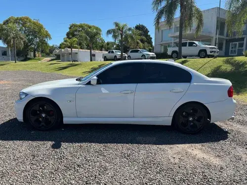 BMW Serie 3 2.5 325i Sedan Executive 2010