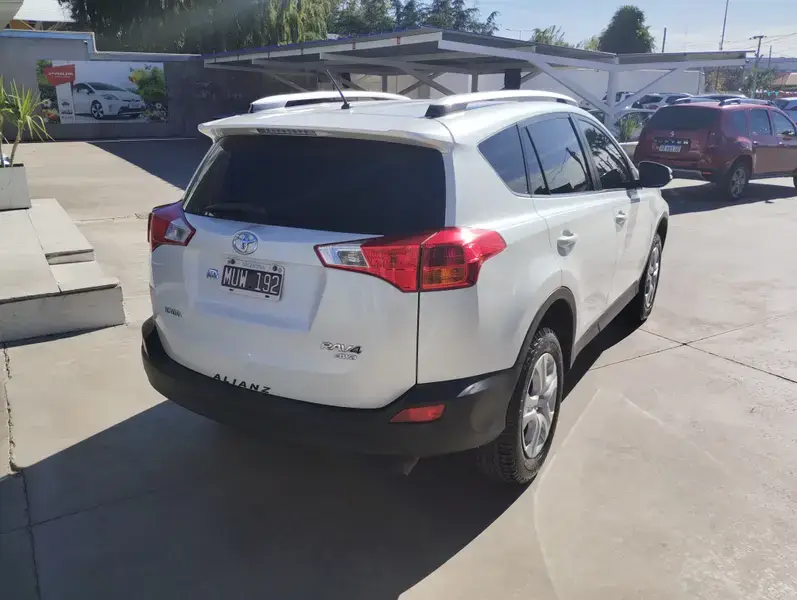 Toyota RAV 4 4 2.0 5 P L/16 4X4 VX CVT 2013