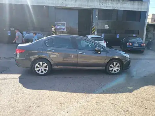 Peugeot 408 2.0 Allure 143cv 2012