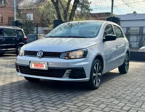 Volkswagen Gol 1.6 TREND SPORTLINE 5P L16 2017