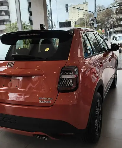Fiat 600 hybrid 1.2 E-Dct 2026