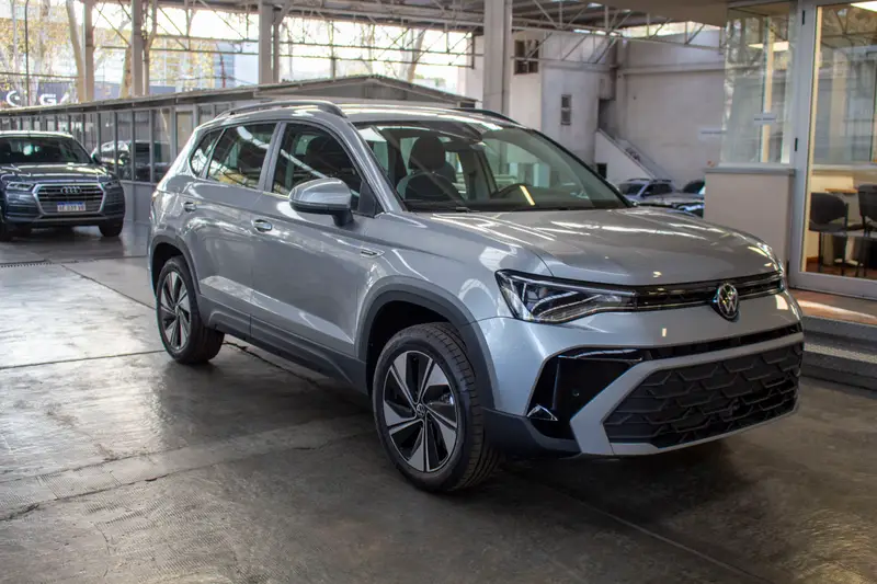 Volkswagen Taos Comfortline 2026