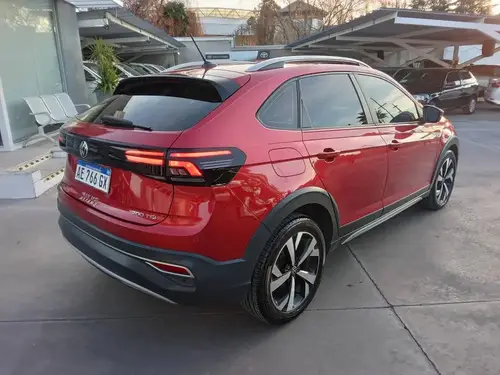 Volkswagen Nivus Highline 200 Tsi 2021
