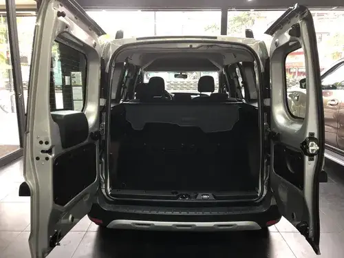Renault Kangoo Ii 1.6 Sce Stepway 2026