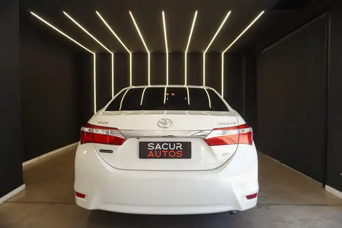 Toyota Corolla 1.8 SE-G L/14 CVT 2017