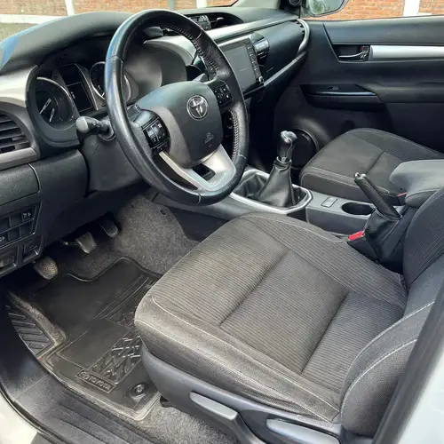 Toyota Hilux Pick-Up 2.4 Cd Sr 150cv 4x2 2021