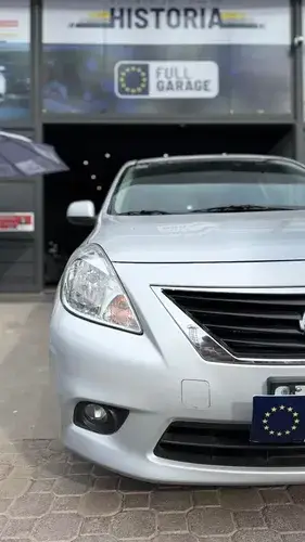 Nissan Versa 1.6 Advance At 2014