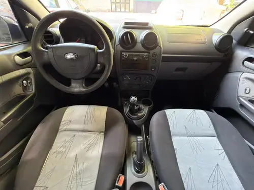 Ford Fiesta 1.6 Ambiente 2007
