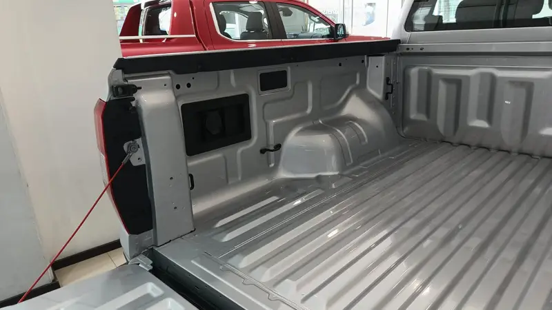 Ford RANGER 2.0 XL DC 4x2 MT 2026