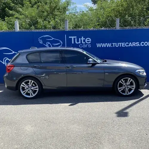 BMW Serie 1 2.0 120I Sport 2017