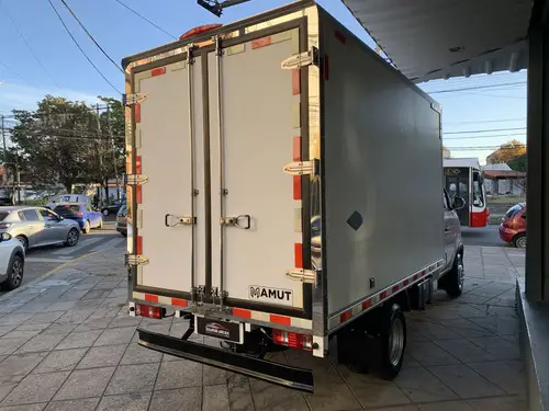 KyC Mamut 1.6 Mamut Box Refrigerado Dual 2026
